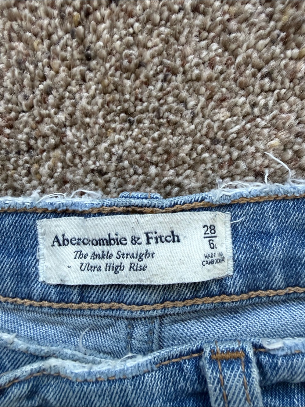 Abercrombie & Fitch Light Blue Ankle Straight High-Rise Jeans
